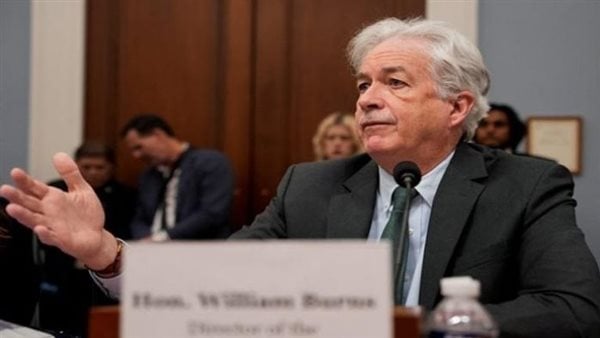 رجل بايدن الأول، مدير المخابرات الأمريكية يتوجه إلى القاهرة لتأمين صفقة الرهائن ووقف القتال