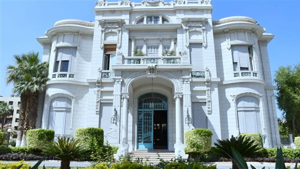 إدمان المخدرات ندوة بعين شمس.. كيف يتسبب في انهيار الروابط الأسرية؟