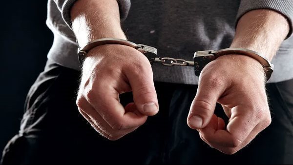 استعرضوا القوة وأصابوا شخصين، السجن من 3 إلى 15 عاما لـ8 متهمين بالإسكندرية