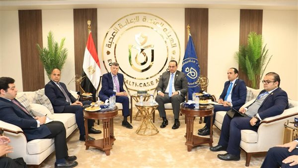 الرعاية الصحية تبحث تطبيق أحدث الحلول التكنولوجية واستخدامات الذكاء الاصطناعي في المجال الطبي