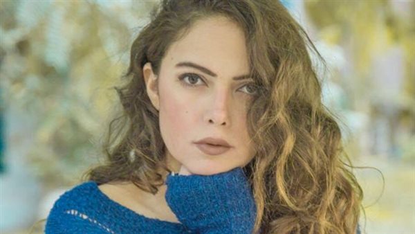 الاكتئاب ما زال يلازمني وأتمنى تجسيد دور مريضة نفسيًا.. والسوشيال ميديا و”تيتة” سبب شهرتى (حوار)