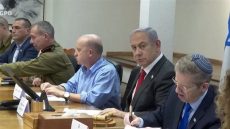 نتنياهو ينقلب على بنود الإطار الأولي ويضع شروطا جديدة للاتفاق مع حماس