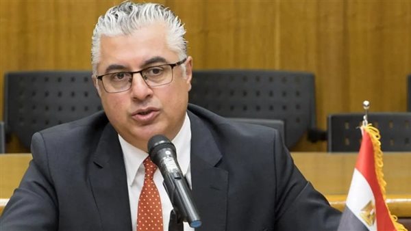 رئيس اقتصادية قناة السويس يبحث التعاون مع كبار مسئولي المفوضية الأوروبية