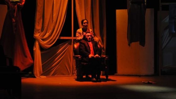 عرض مسرحية “طرح الحرير” و”بيانو” ضمن نوادي المسرح بالجيزة (صور)