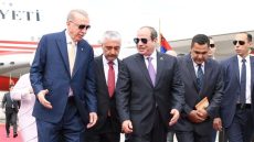 أردوغان يغادر القاهرة بعد جلسة مباحثات موسعة مع الرئيس السيسي