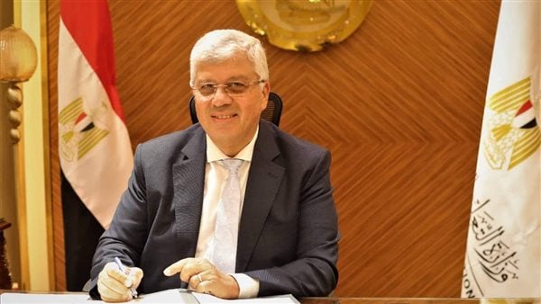 المعهد القومي للبحوث الفلكية يضع حجر الأساس لمرصد “سيناء”