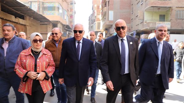 محافظ الجيزة ورئيس تنمية المشروعات يتفقدان مشروعات تطوير المناطق غير المخططة