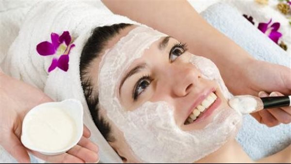 قناع طبيعي لتنعيم البشرة الخشنة وتفتيحها