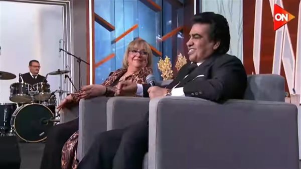 أحمد عدوية وزوجته وأحفاده ضيوف لميس الحديدي في “كلمة أخيرة” الثلاثاء