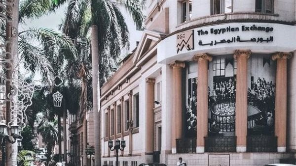 المؤشرات تتلون بالأخضر أول 60 دقيقة، 70 ألف عملية تداول بمستهل تعاملات البورصة