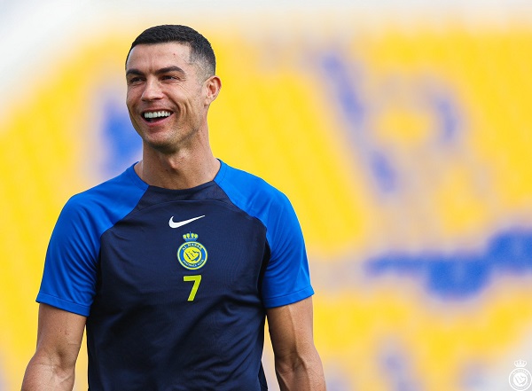 قبل ديربي الهلال.. كريستيانو رونالدو يخطف الأنظار مع النصر (فيديو)