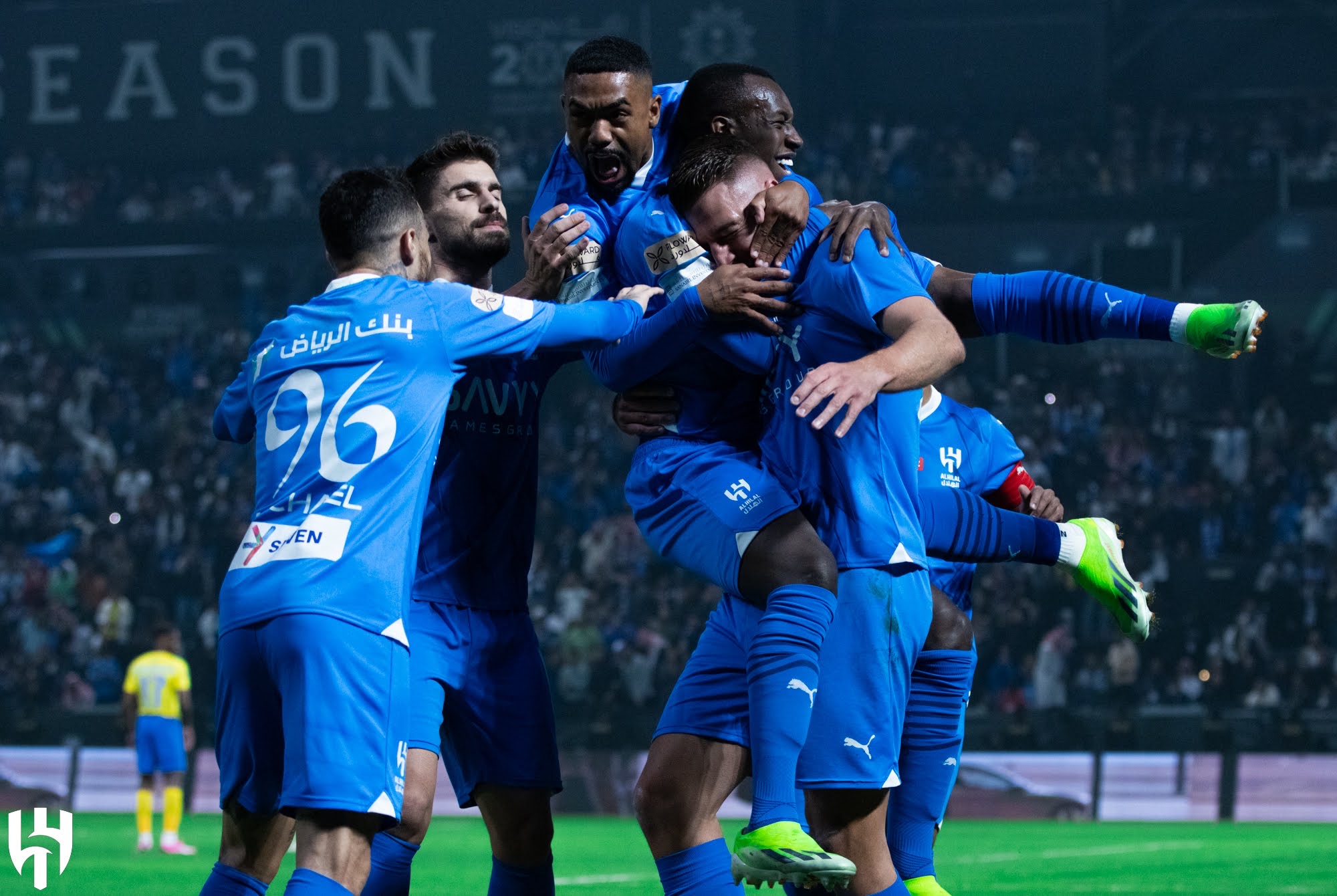 لقطات من مباراة الهلال امام النصر