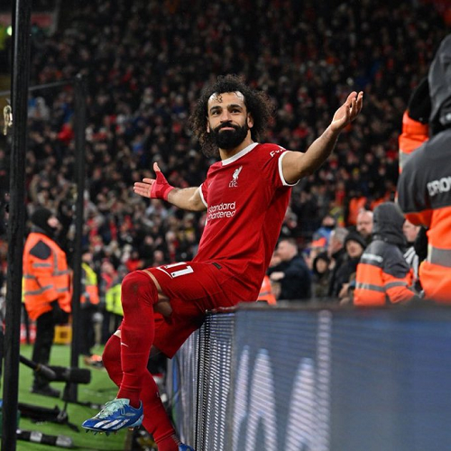 عقوبة مغلظة لمشجع إيفرتون بسبب محمد صلاح