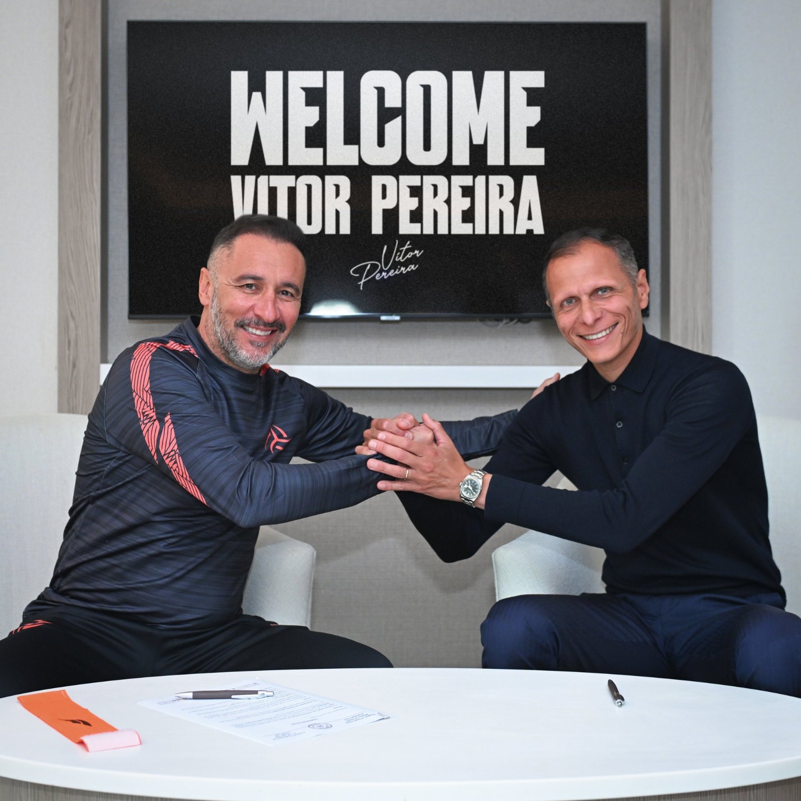 الشباب يُعلن التعاقد مع مدربه الجديد.. والكشف عن مدة العقد