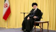 بالتزامن مع خطاب نتنياهو بالكونجرس، المرشد الإيراني يغرد بالعبري عن “قوة المقاومة”