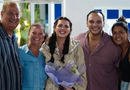 هنادي مهنا تحتفل بعيد ميلادها